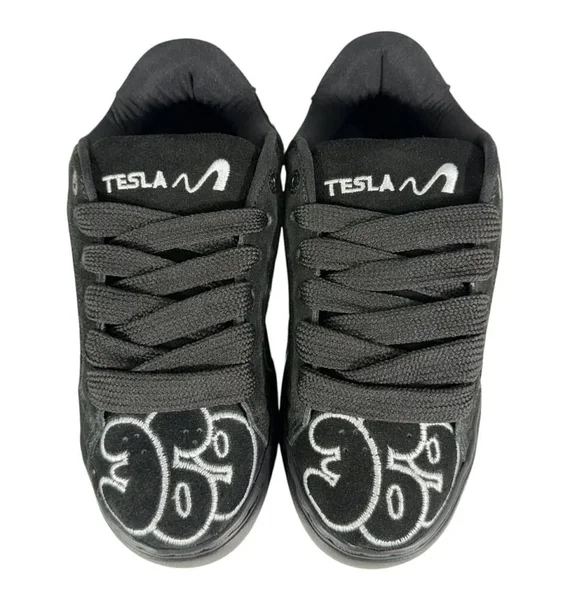 Miniatura Tênis Hertz Art All Black Tiffany