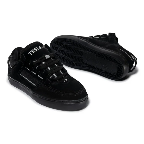 Miniatura Tênis Coil All Black Reflect